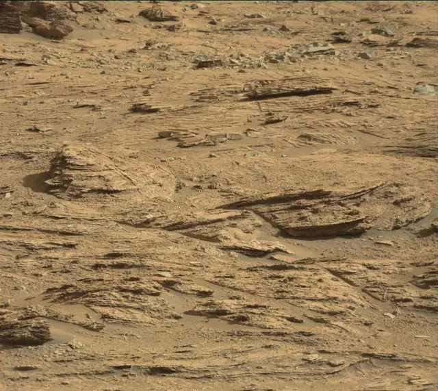 Sol 3333: Mast Camera (Mastcam)
