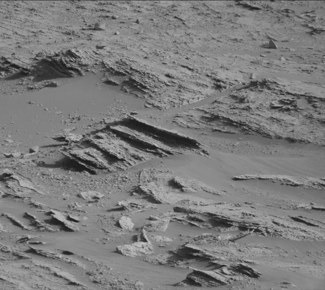 Sol 3333: Mast Camera (Mastcam)
