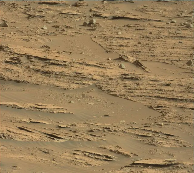 Sol 3333: Mast Camera (Mastcam)