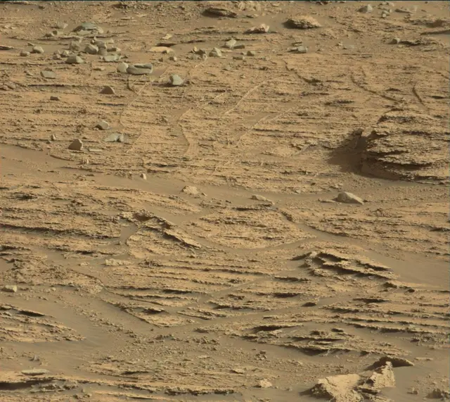 Sol 3333: Mast Camera (Mastcam)