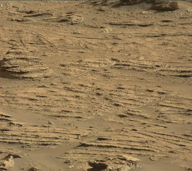 Sol 3333: Mast Camera (Mastcam)