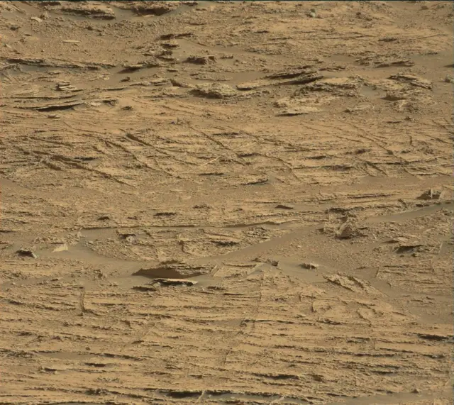 Sol 3333: Mast Camera (Mastcam)