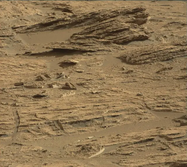 Sol 3333: Mast Camera (Mastcam)