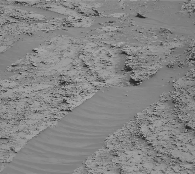 Sol 3347: Mast Camera (Mastcam)