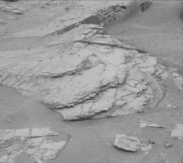 Sol 3351: Mast Camera (Mastcam)
