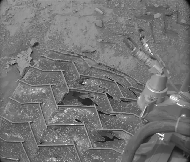 Sol 3351: Mast Camera (Mastcam)