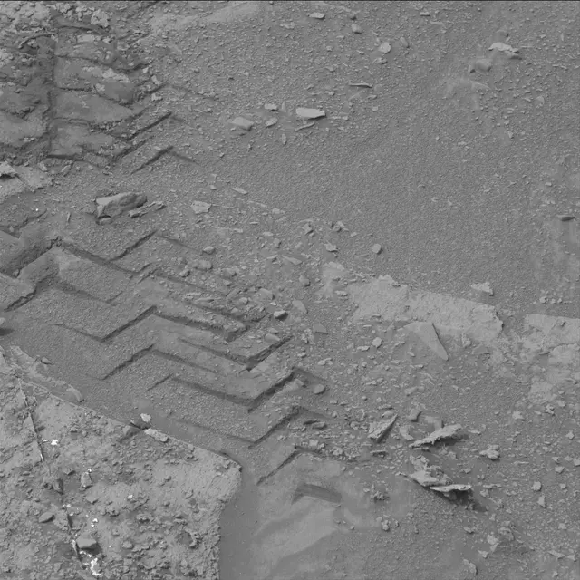 Sol 3351: Mast Camera (Mastcam)