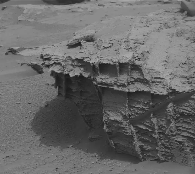 Sol 3353: Mast Camera (Mastcam)