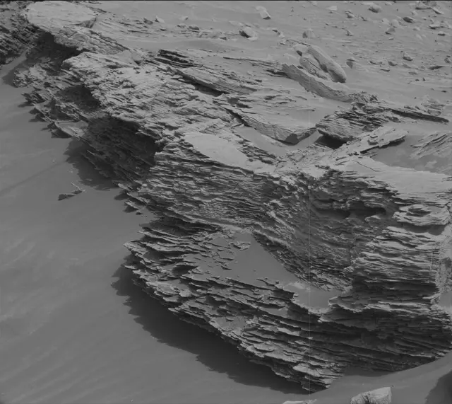 Sol 3354: Mast Camera (Mastcam)