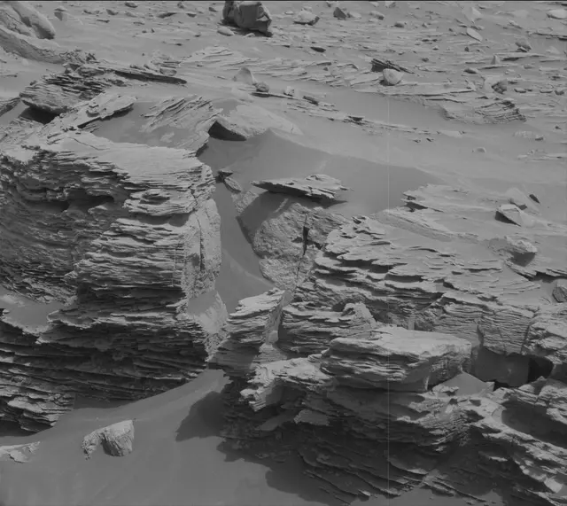 Sol 3354: Mast Camera (Mastcam)