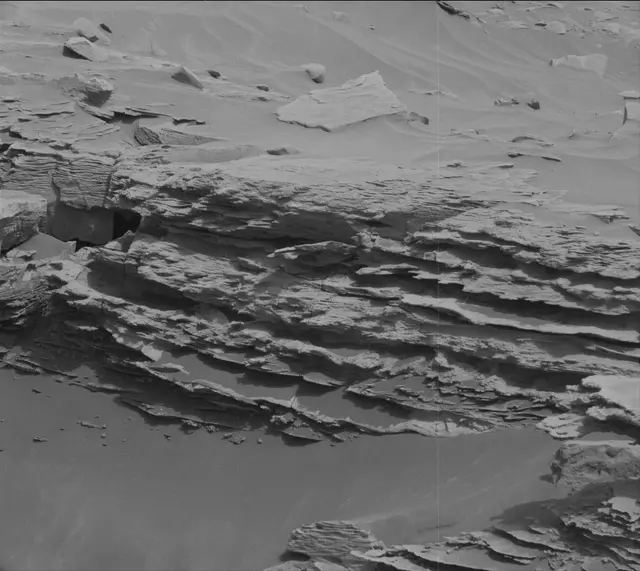Sol 3354: Mast Camera (Mastcam)