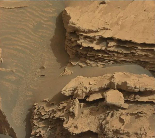 Sol 3354: Mast Camera (Mastcam)