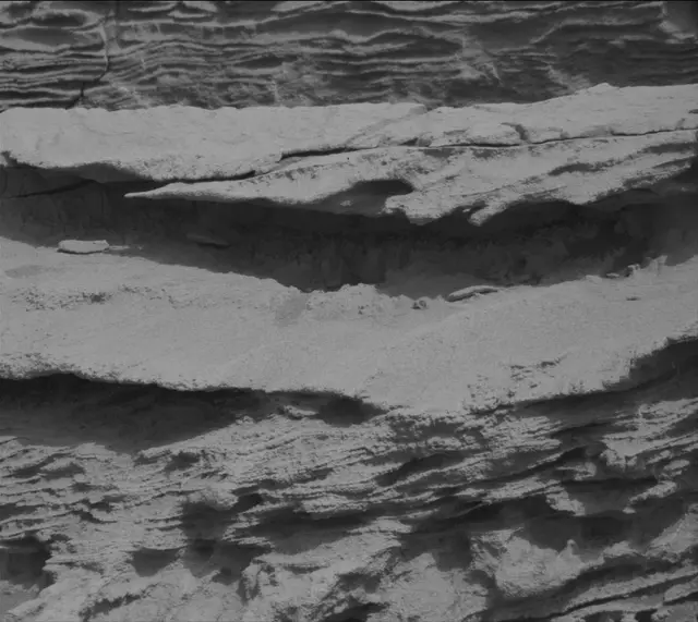 Sol 3354: Mast Camera (Mastcam)
