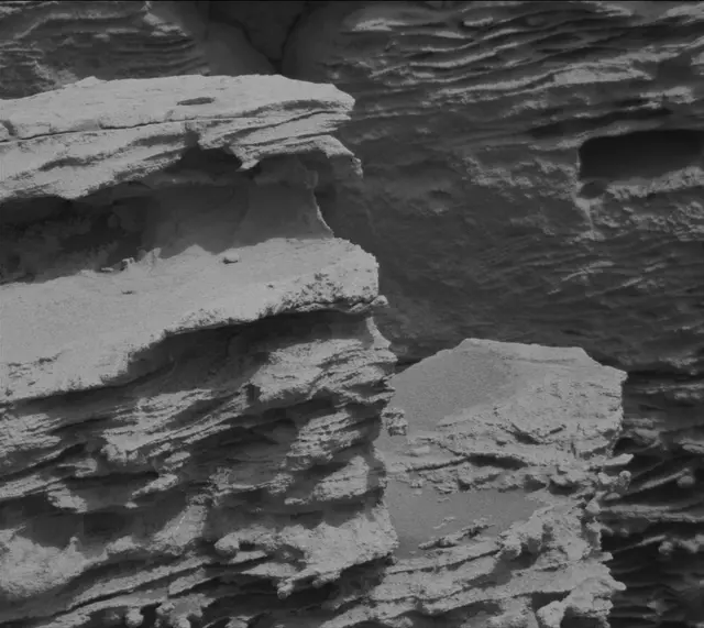 Sol 3354: Mast Camera (Mastcam)