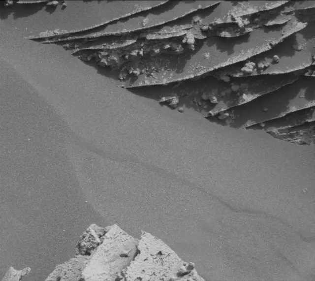 Sol 3354: Mast Camera (Mastcam)