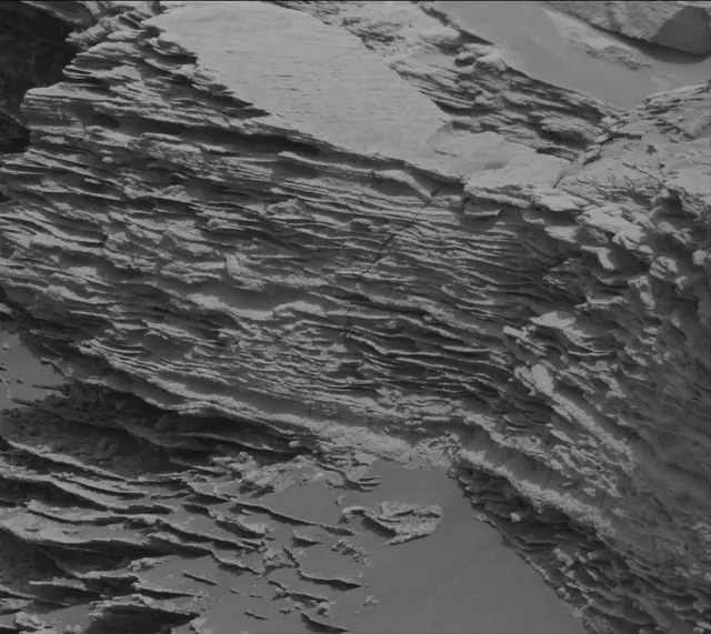 Sol 3354: Mast Camera (Mastcam)