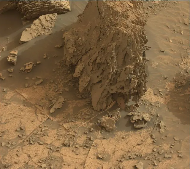 Sol 3356: Mast Camera (Mastcam)