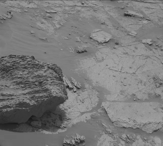 Sol 3357: Mast Camera (Mastcam)