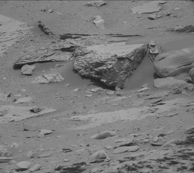 Sol 3357: Mast Camera (Mastcam)