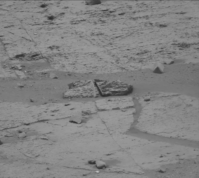 Sol 3357: Mast Camera (Mastcam)