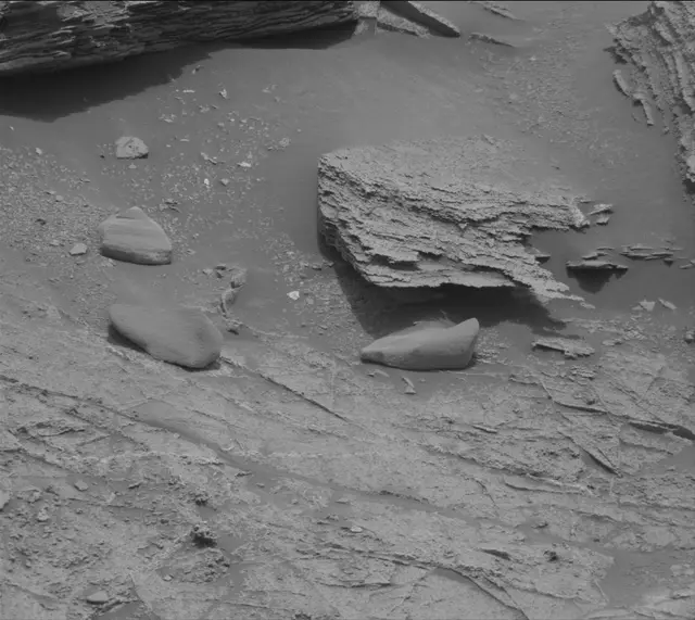 Sol 3357: Mast Camera (Mastcam)