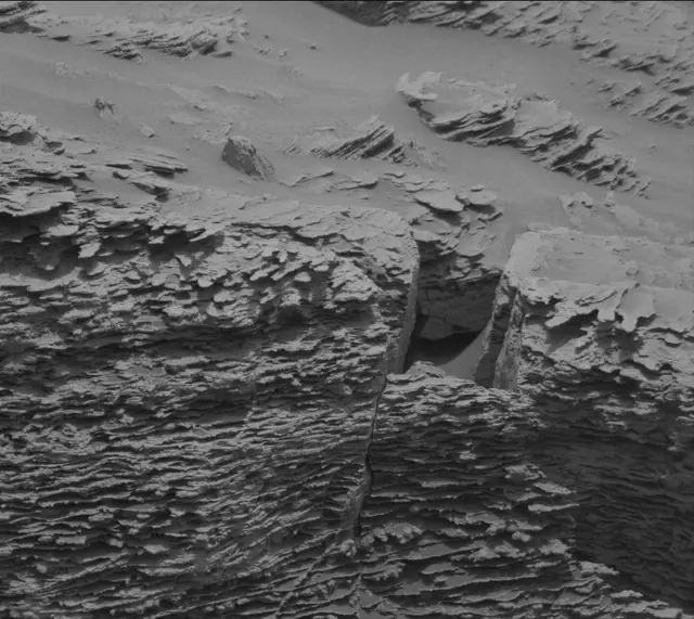 Sol 3357: Mast Camera (Mastcam)