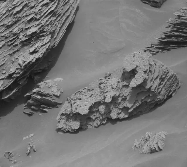 Sol 3357: Mast Camera (Mastcam)