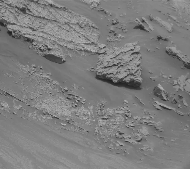 Sol 3357: Mast Camera (Mastcam)