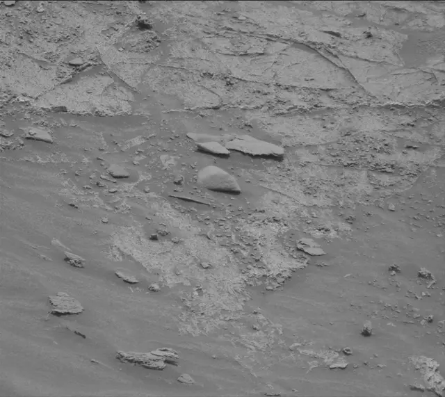Sol 3357: Mast Camera (Mastcam)