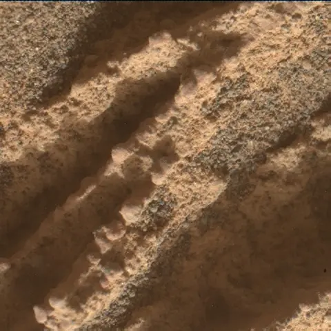 Sol 3362: Mars Hand Lens Imager (MAHLI)