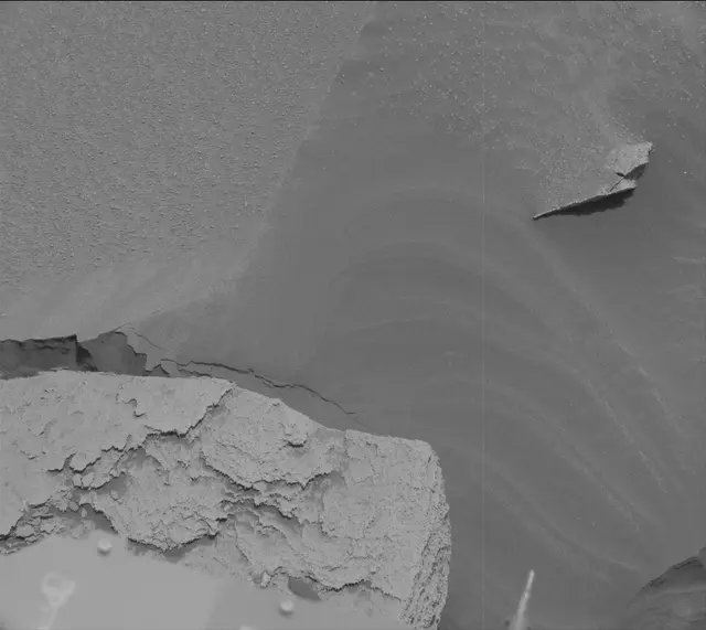 Sol 3363: Mast Camera (Mastcam)