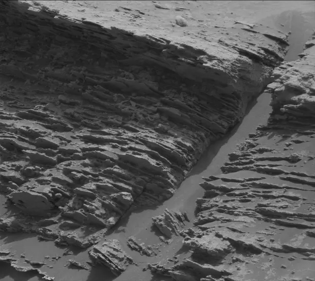 Sol 3364: Mast Camera (Mastcam)