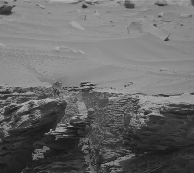 Sol 3364: Mast Camera (Mastcam)