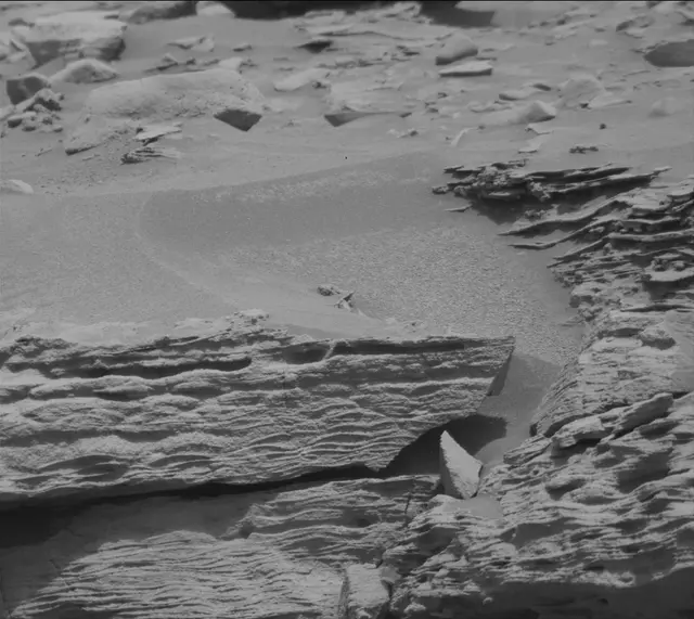Sol 3364: Mast Camera (Mastcam)