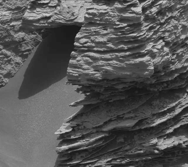 Sol 3364: Mast Camera (Mastcam)