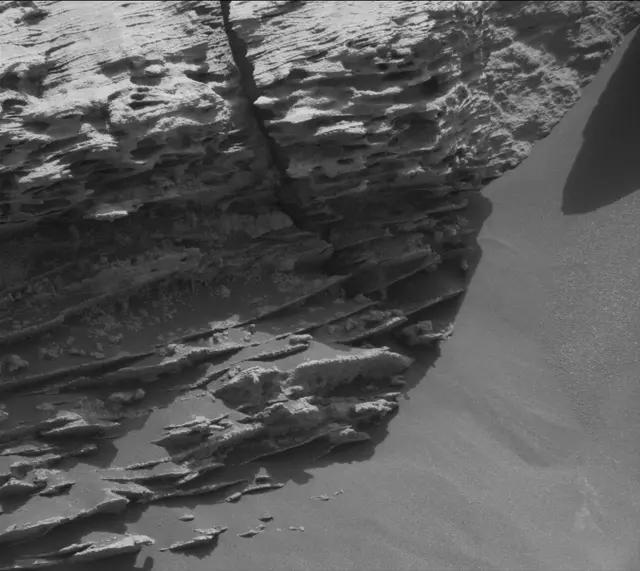 Sol 3364: Mast Camera (Mastcam)