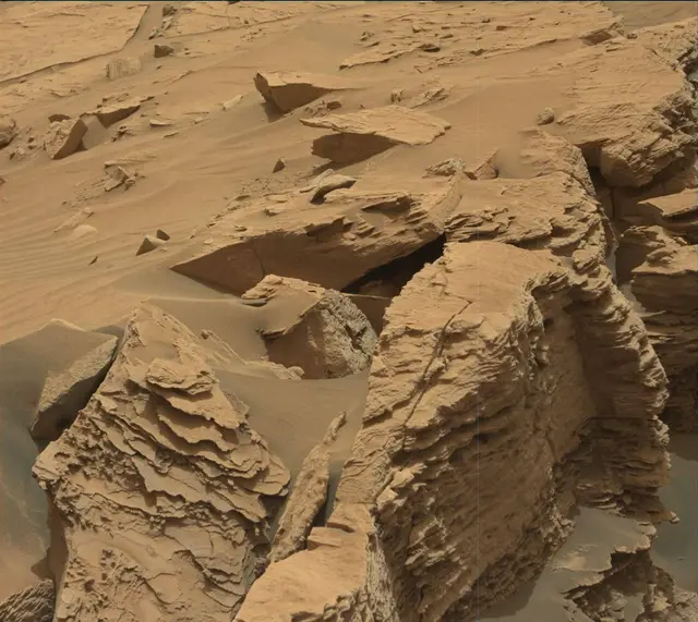 Sol 3365: Mast Camera (Mastcam)