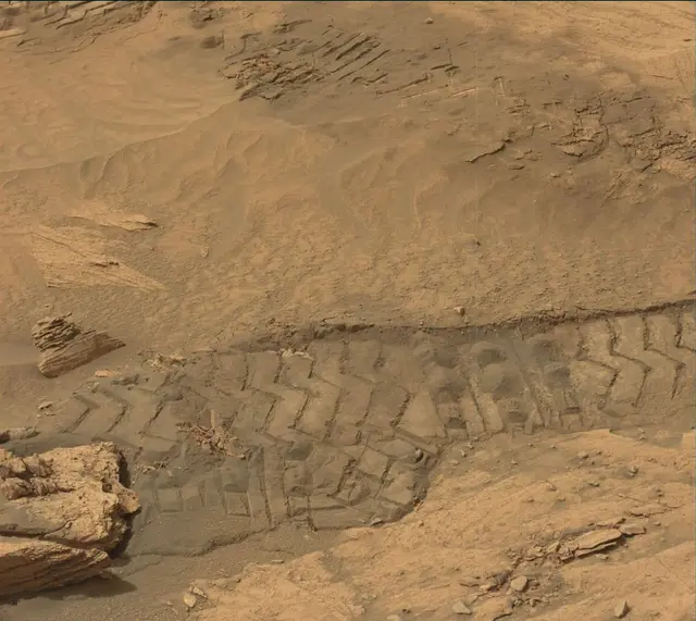Sol 3365: Mast Camera (Mastcam)