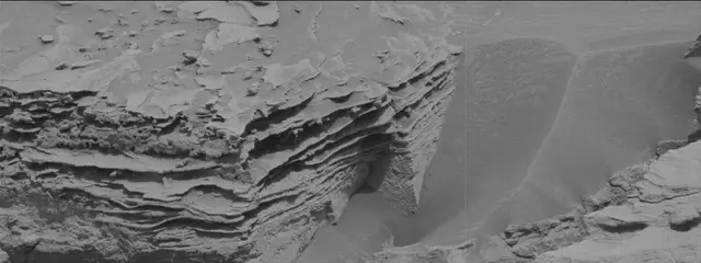 Sol 3367: Mast Camera (Mastcam)
