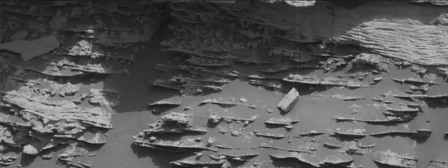 Sol 3367: Mast Camera (Mastcam)