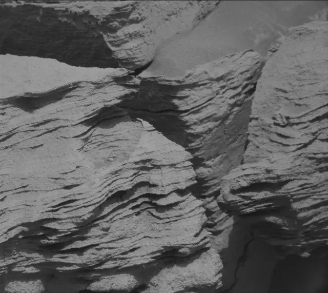 Sol 3367: Mast Camera (Mastcam)