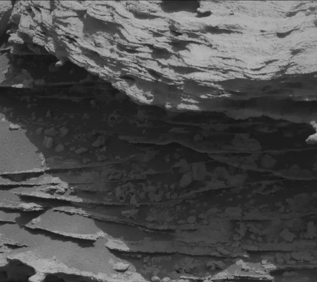 Sol 3367: Mast Camera (Mastcam)
