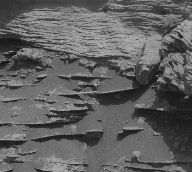 Sol 3367: Mast Camera (Mastcam)