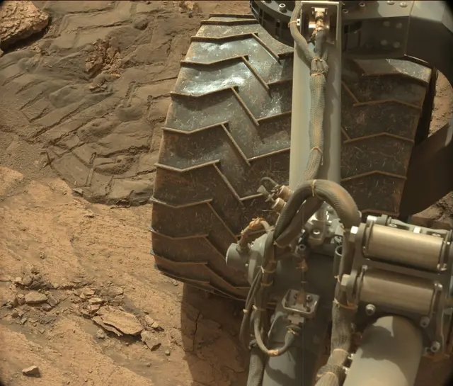 Sol 3369: Mast Camera (Mastcam)