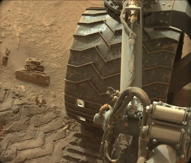 Sol 3369: Mast Camera (Mastcam)