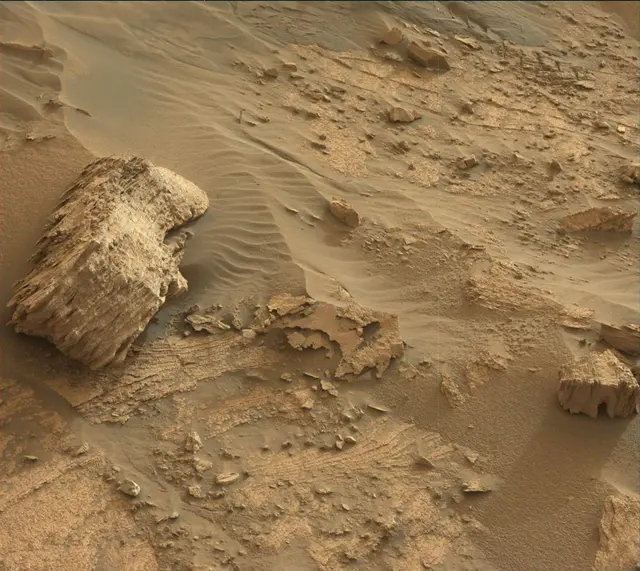 Sol 3369: Mast Camera (Mastcam)