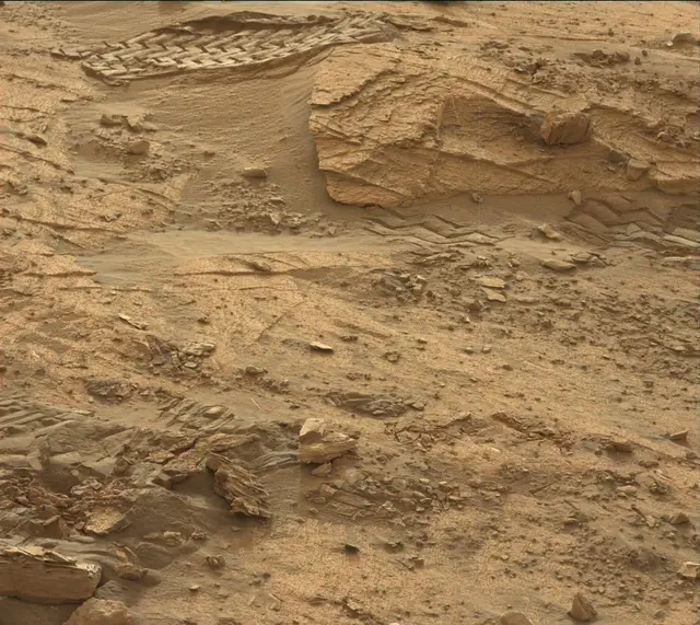 Sol 3369: Mast Camera (Mastcam)