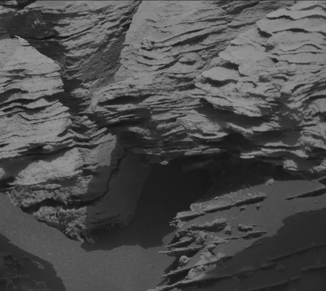 Sol 3369: Mast Camera (Mastcam)