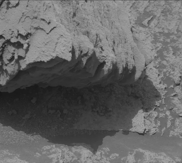 Sol 3369: Mast Camera (Mastcam)