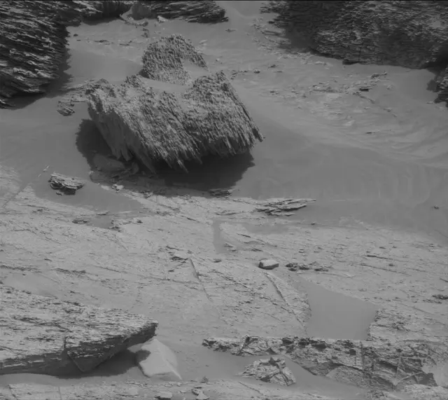 Sol 3369: Mast Camera (Mastcam)